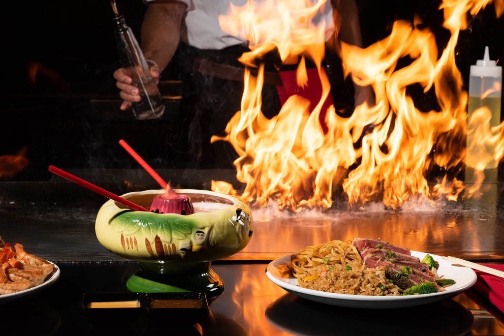 Fire on teppanyaki grill with Scorpion for 2 drink and Tuna Tataki entree.