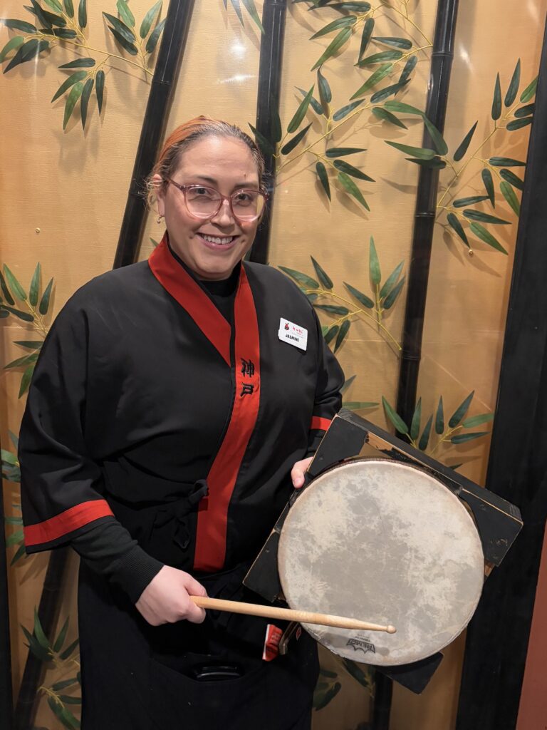 Kobe employee folding drum